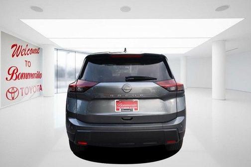Gun Metallic 2025 Nissan Rogue SV