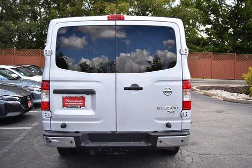 2021 Nissan NV Passenger NV3500 HD SL V8
