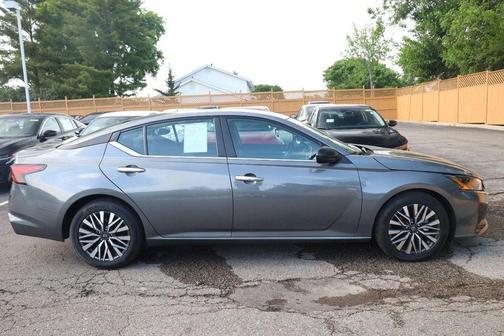 Gun Metallic 2025 Nissan Altima SV