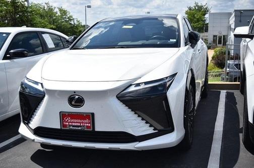2023 Lexus RZ 450e Luxury