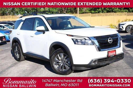 White Pearl 2025 Nissan Pathfinder SV