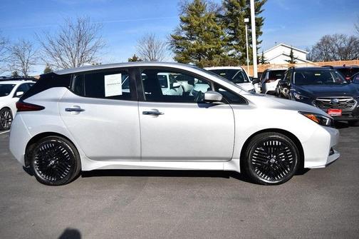 2025 Nissan Leaf SV PLUS