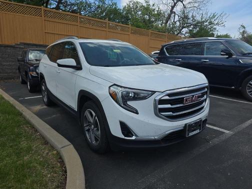 Summit White 2020 GMC Terrain SLT