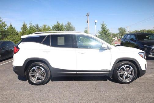 Summit White 2020 GMC Terrain SLT