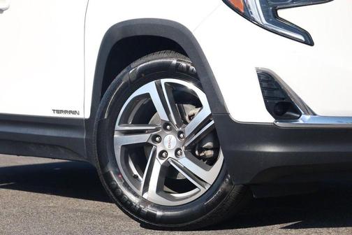 Summit White 2020 GMC Terrain SLT
