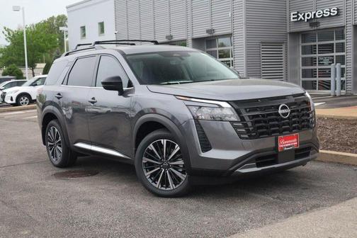 Gun Metallic 2026 Nissan Pathfinder Platinum