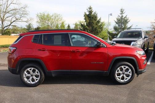 2025 Jeep Compass Latitude