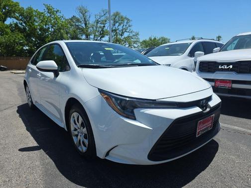 Ice 2026 Toyota Corolla LE