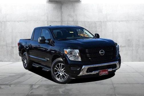 2024 Nissan Titan SV