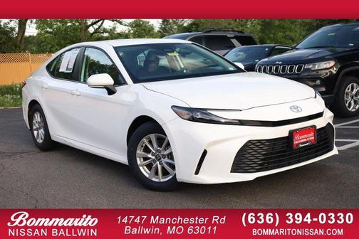 Ice 2025 Toyota Camry LE