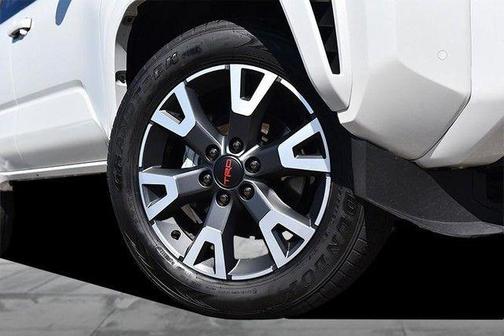 Pearl 2025 Toyota 4Runner TRD Sport