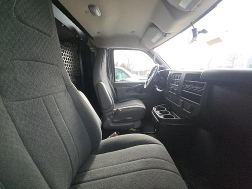 2024 GMC Savana 2500 Work Van