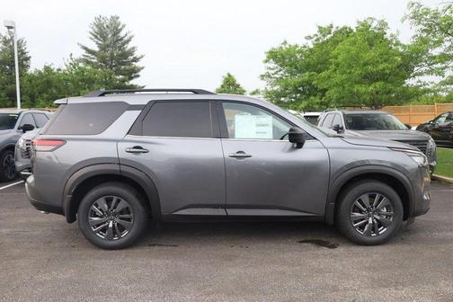 Gun Metallic 2026 Nissan Pathfinder SV