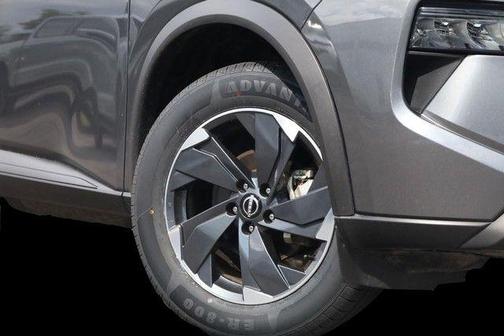 Gun Metallic 2025 Nissan Rogue SV