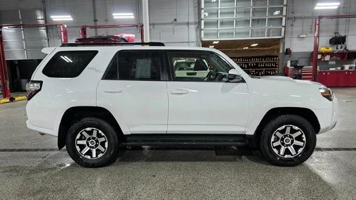 2024 Toyota 4Runner TRD Off Road