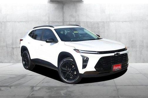 Summit White 2024 Chevrolet Trax ACTIV