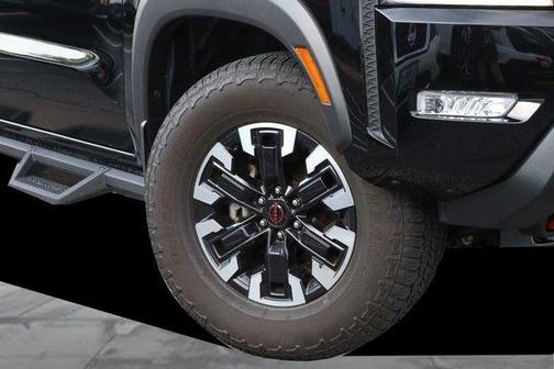 Black 2023 Nissan Frontier PRO-4X