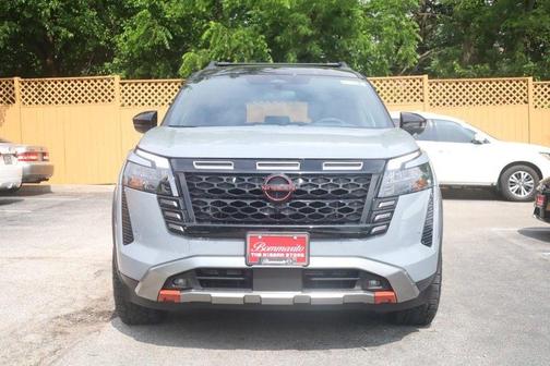 Boulder Gray Metallic 2026 Nissan Pathfinder Rock Creek