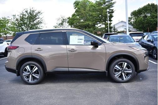 2025 Nissan Rogue SL