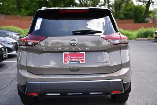 2025 Nissan Rogue SL