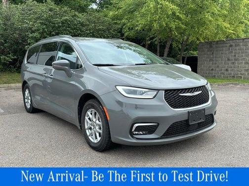 2022 Chrysler Pacifica Touring-L