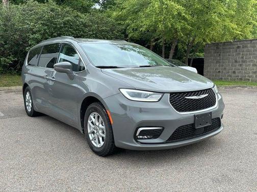 2022 Chrysler Pacifica Touring-L