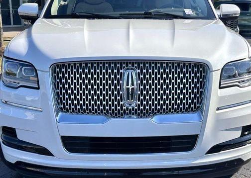 2024 Lincoln Navigator L Reserve