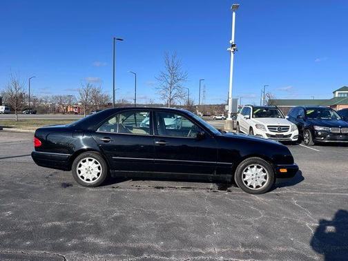 1999 Mercedes-Benz E-Class E 320
