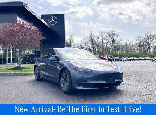 Midnight Silver Metallic 2021 Tesla Model 3 Long Range
