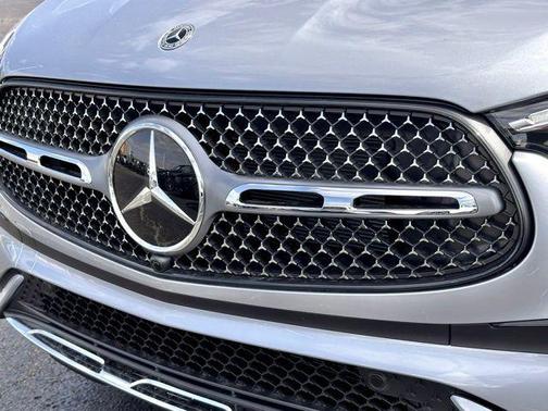 2026 Mercedes-Benz GLC 350e 