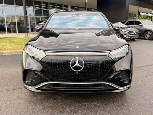 2026 Mercedes-Benz EQS 400 
