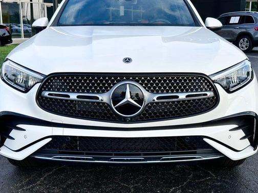 2025 Mercedes-Benz GLC 350e Base 4MATIC