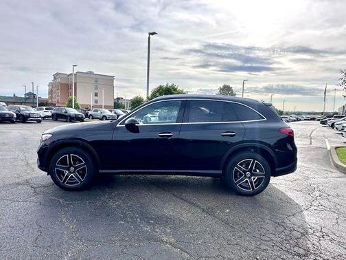 2026 Mercedes-Benz GLC 300 Base 4MATIC