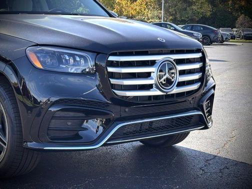 2026 Mercedes-Benz GLS 450 