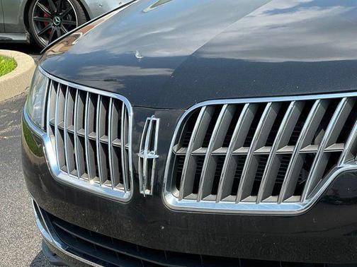 Tuxedo Black Metallic 2010 Lincoln MKZ Base