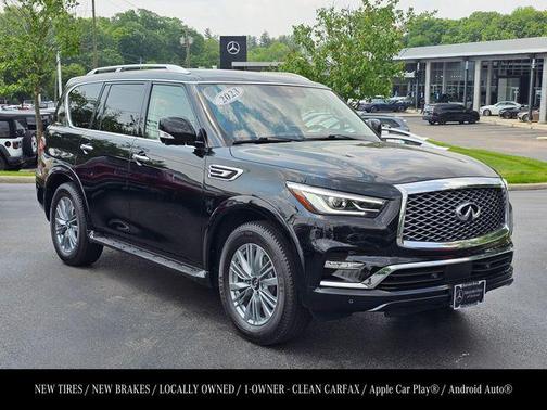 2023 INFINITI QX80 Luxe