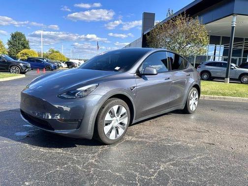 2023 Tesla Model Y Long Range