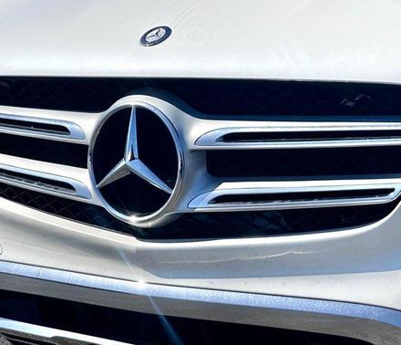 2017 Mercedes-Benz GLC 300 Base