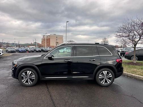 2026 Mercedes-Benz GLB 250 Base 4MATIC