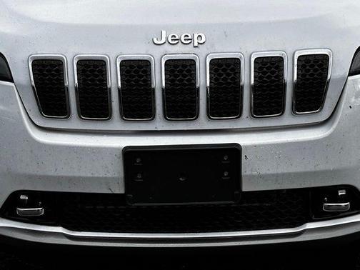 2019 Jeep Cherokee Overland