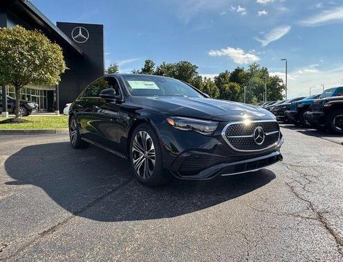 Black 2027 Mercedes-Benz E-Class E 450