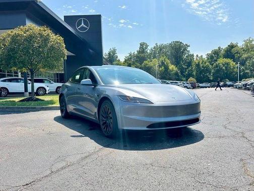 Quicksilver 2025 Tesla Model 3 Long Range