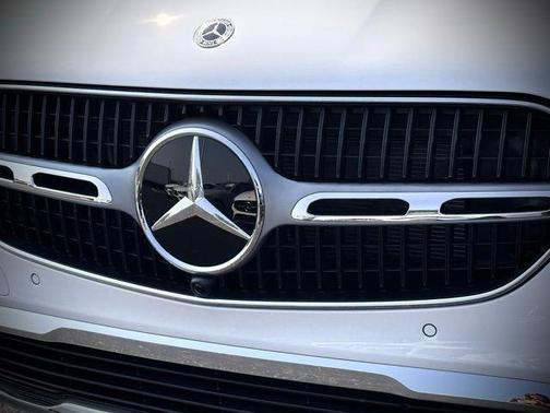 2025 Mercedes-Benz GLC 350e Base 4MATIC