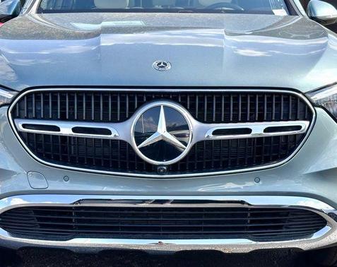 2026 Mercedes-Benz GLC 350e 