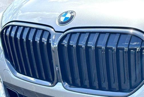2022 BMW 750 i xDrive
