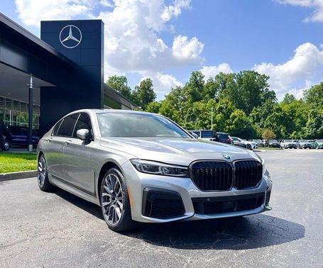 2022 BMW 750 i xDrive