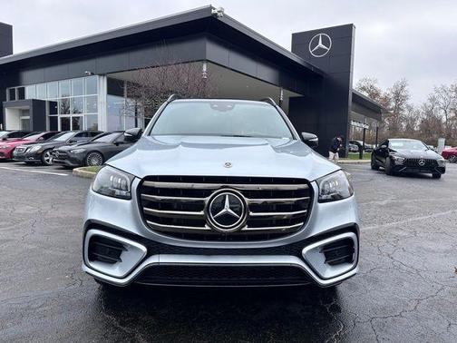 2025 Mercedes-Benz GLS 450 4MATIC