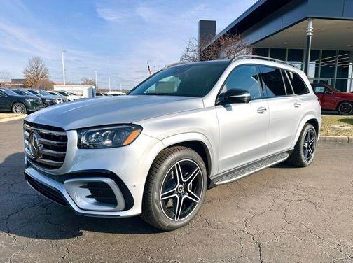 2025 Mercedes-Benz GLS 450 4MATIC