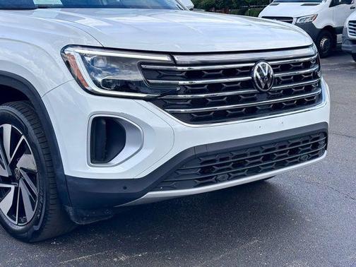 2024 Volkswagen Atlas 2.0T SE