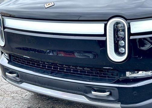 2023 Rivian R1S Adventure Quad Motor Large Pack